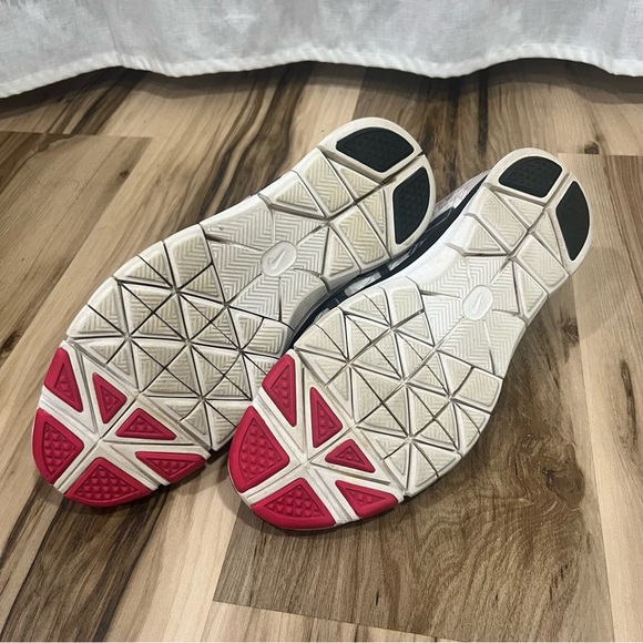 Nike Free Chevron TR Fit 3 Shoes Size 8.5 - Picture 3 of 6